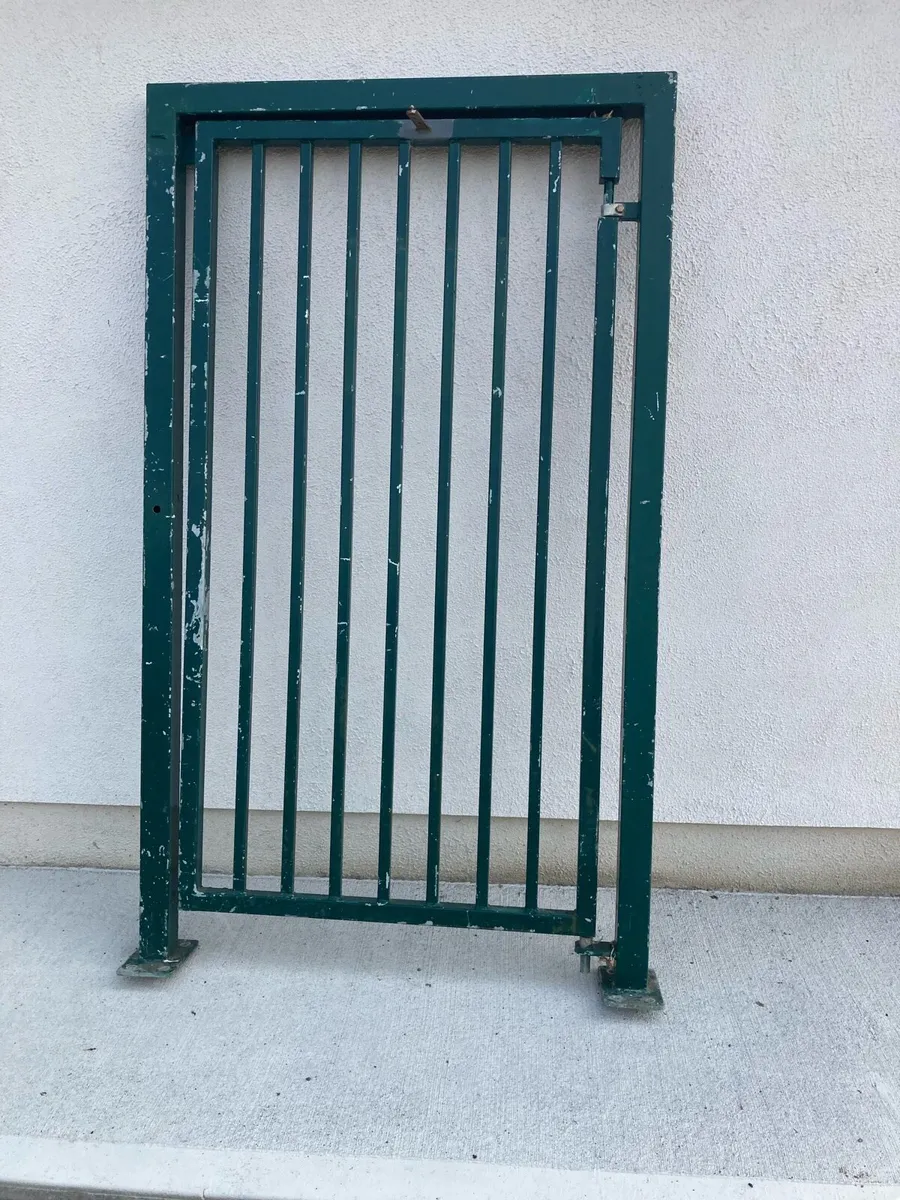 Pedestrian gate - Image 3