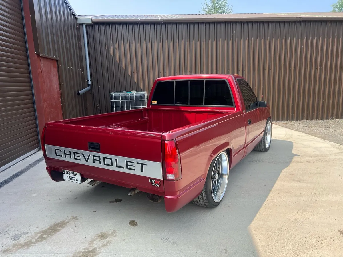 1992 Chevrolet Silverado - Image 4