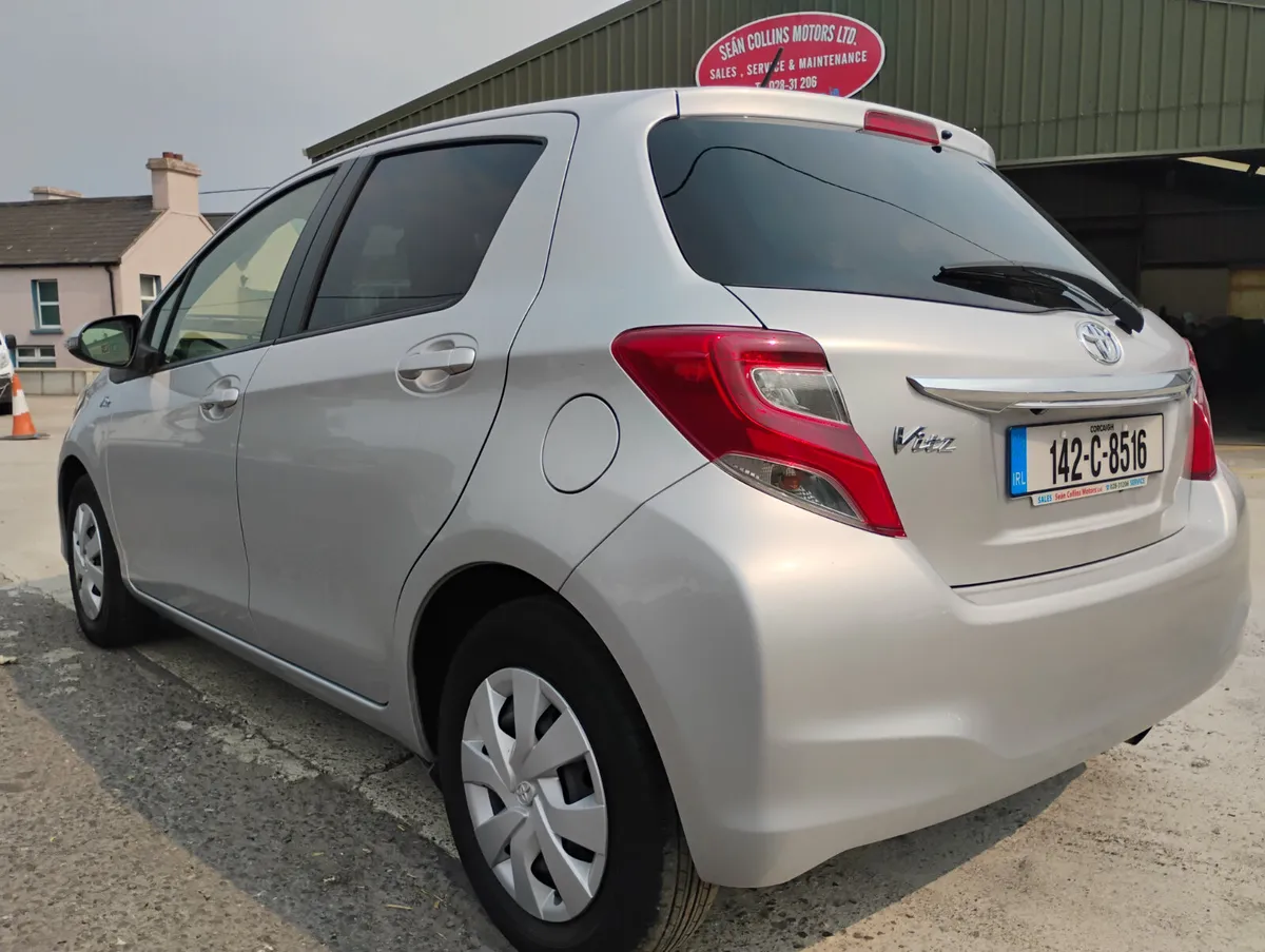 LOW MILEAGE 1.3 AUTOMATIC - Image 4