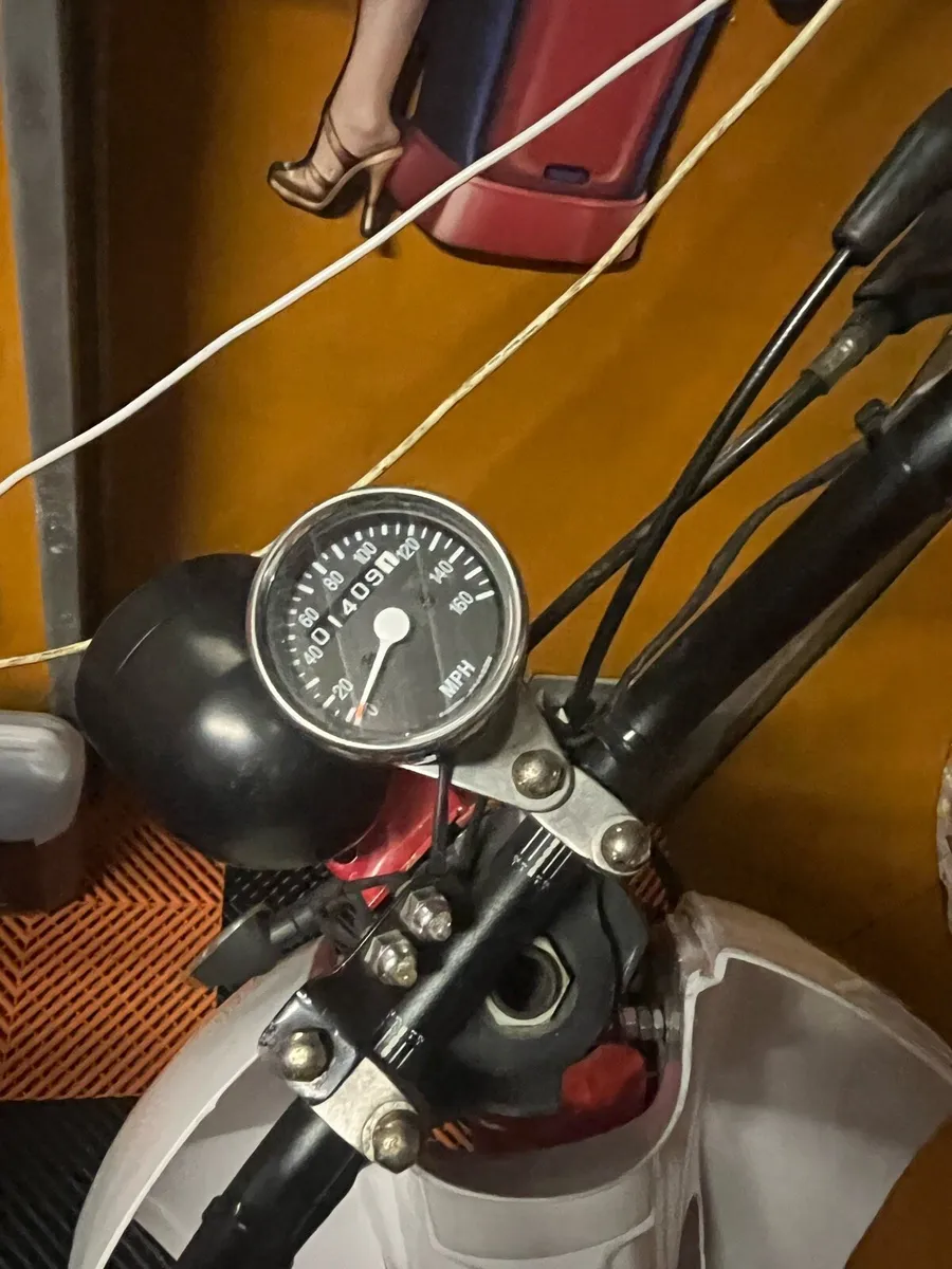 Motorcycle Honda cub 90 - Image 3