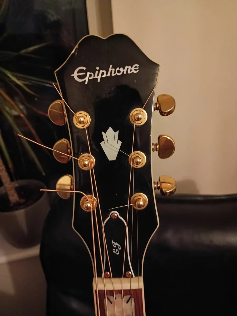 Guitar - Image 2