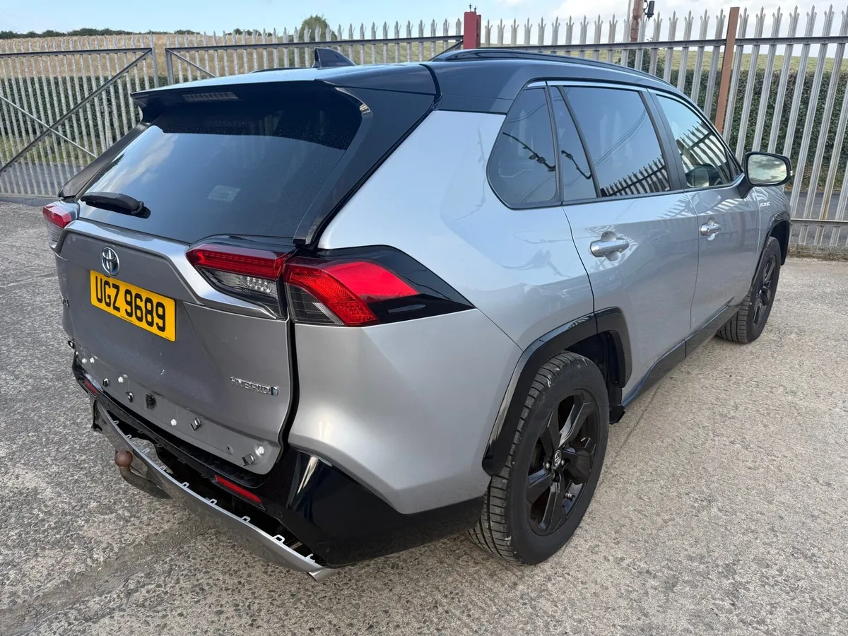 2019 Toyota RAV 4 2.5 VVT-i Hybrid Dynamic 5dr 2WD - Image 4