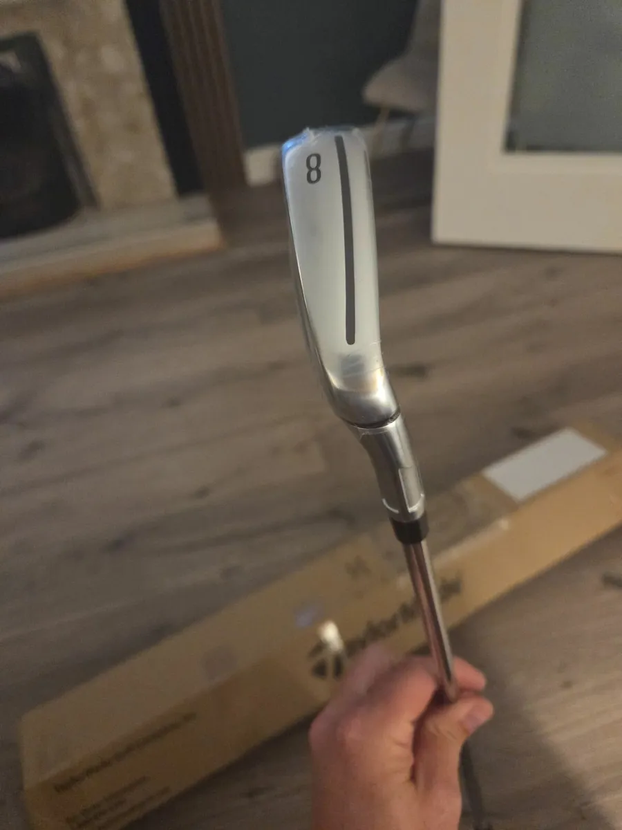 Taylormade QI irons - Image 3