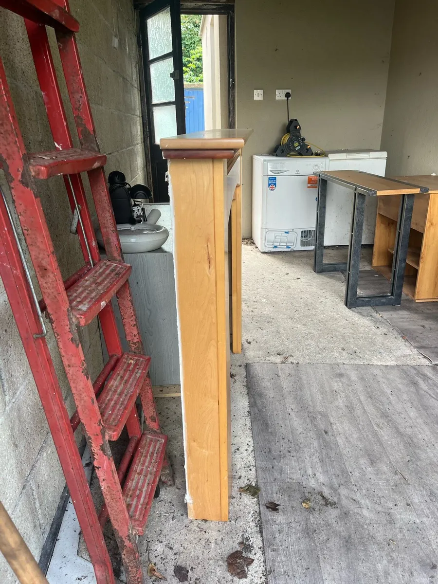 Wooden fireplace frame - Image 2