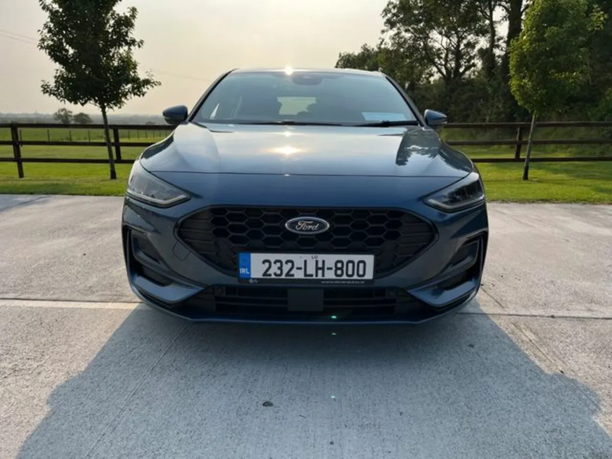 Ford Focus St-line 1.5 Diesel Automatic *TRADE IN - Image 2
