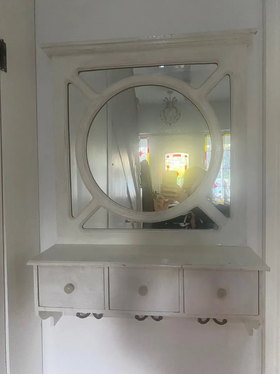 Mirror - Image 1