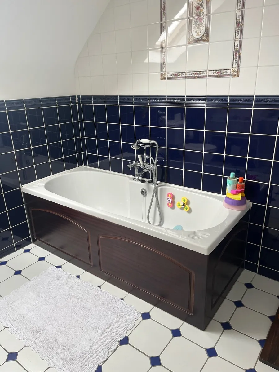 Bath & Traditional Mixer Tap - Image 1