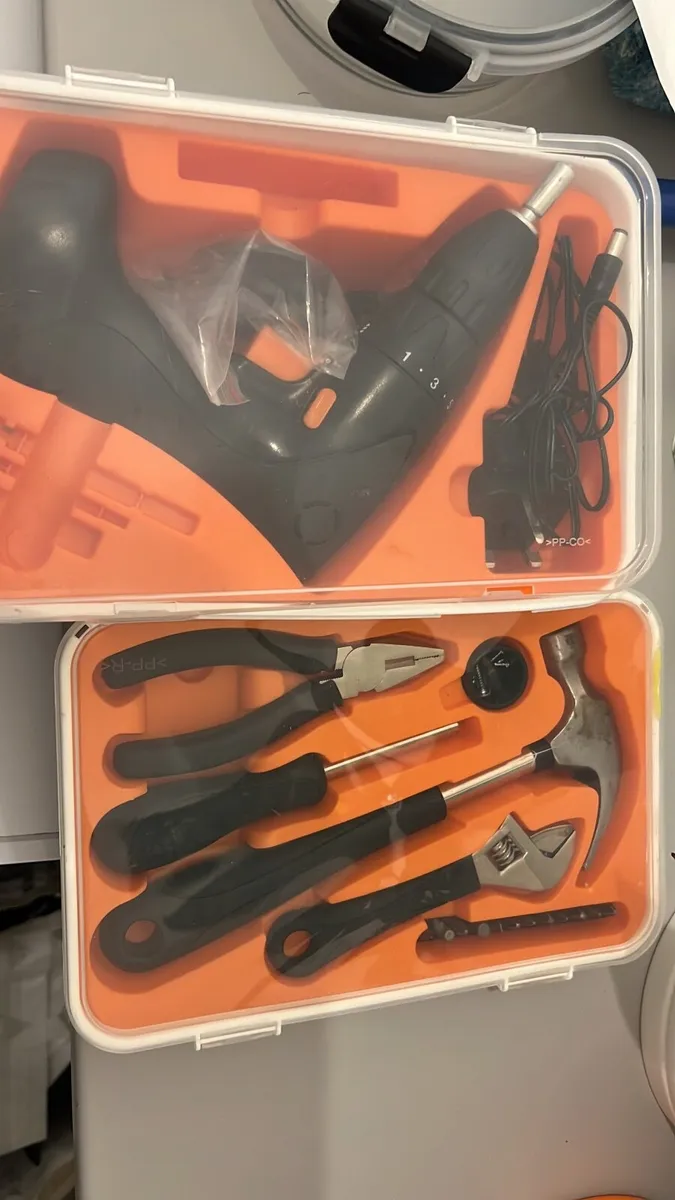 Toolkit - screwdriver/drill