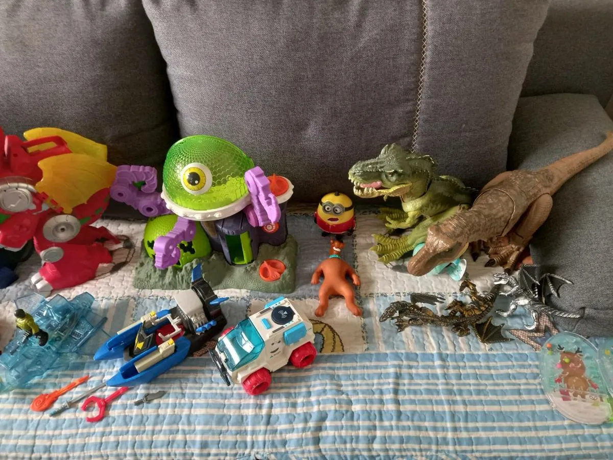 Imaginext and Superhero Action Toys - Image 3
