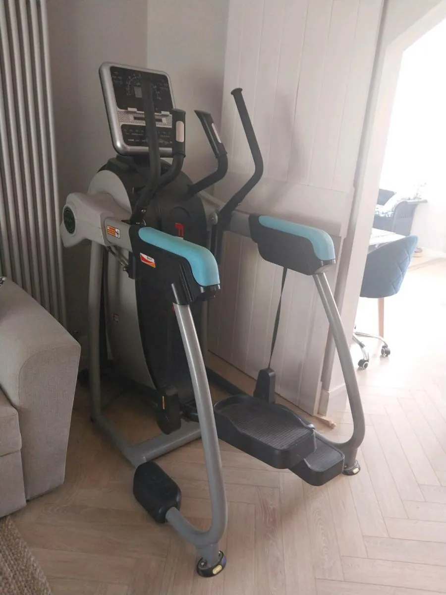 High Quality Commercial Gym standard Crosstrainer - Image 2