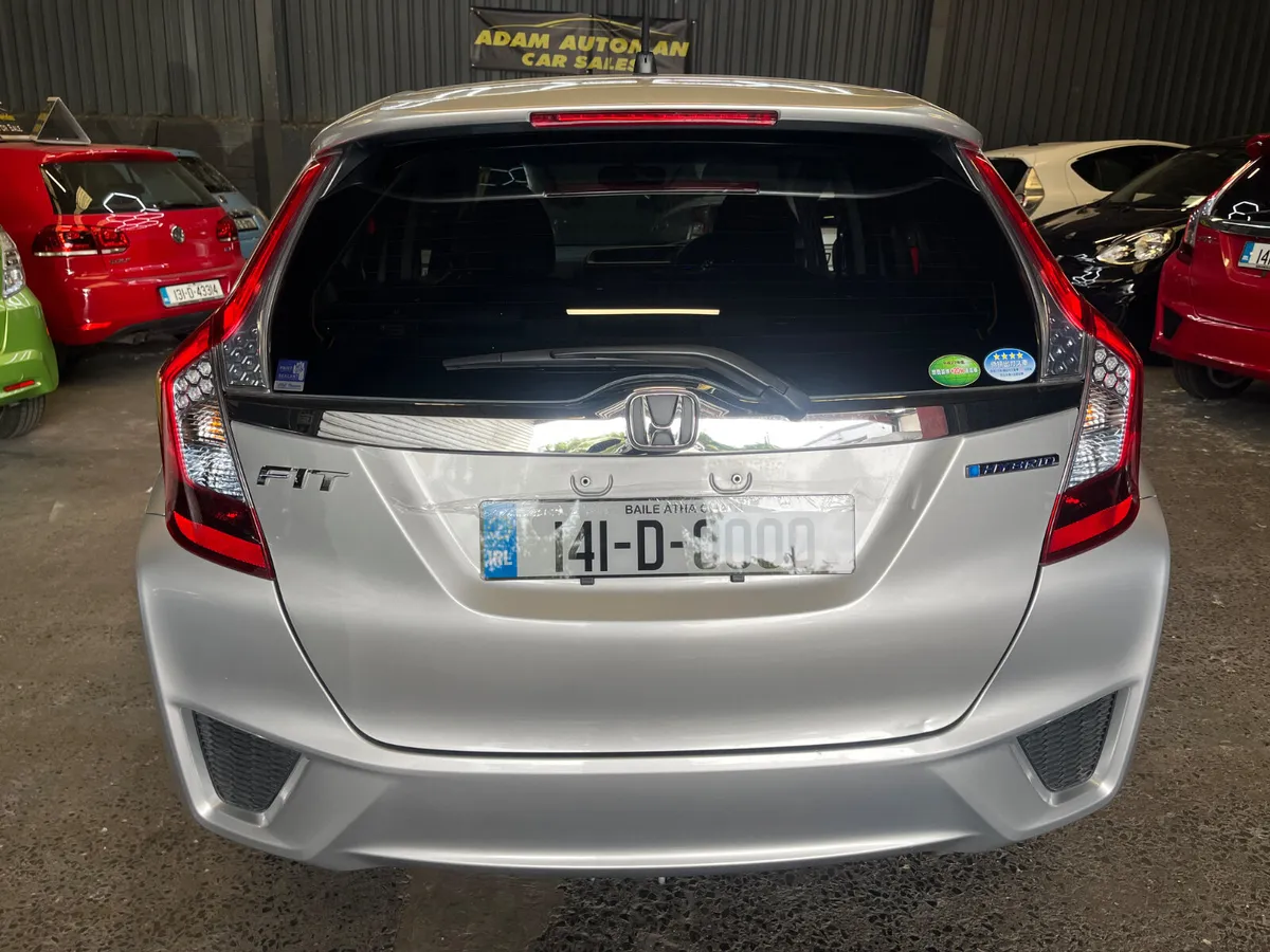 Honda Fit 2014 low mileage - Image 4