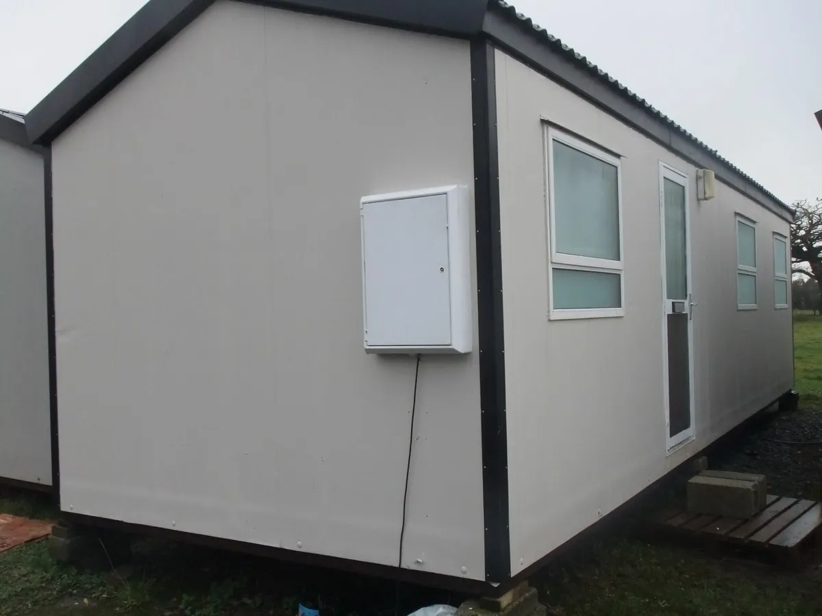 Chalet / Modular home - Image 2