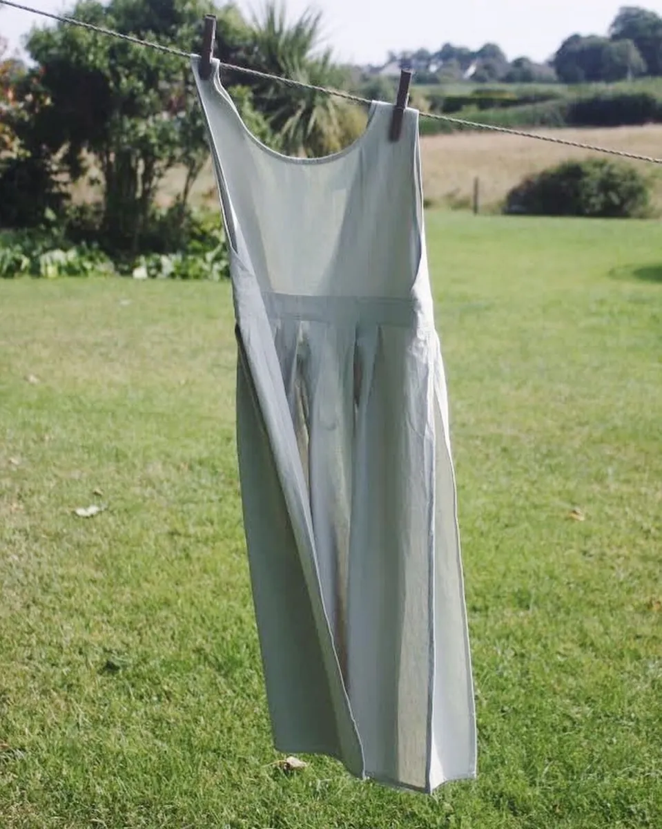 Prairie Style Apron - Image 2