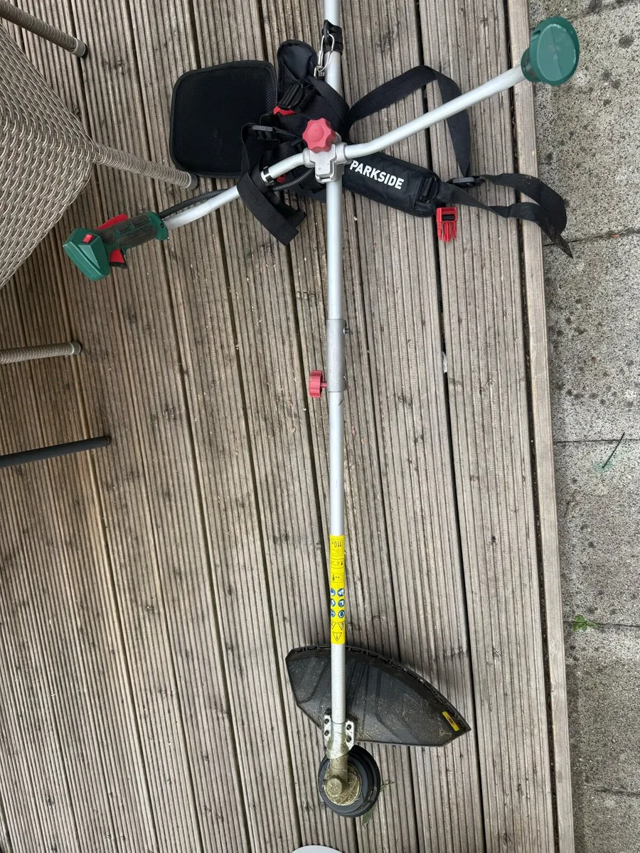 Petrol Grass Trimmer - Image 3