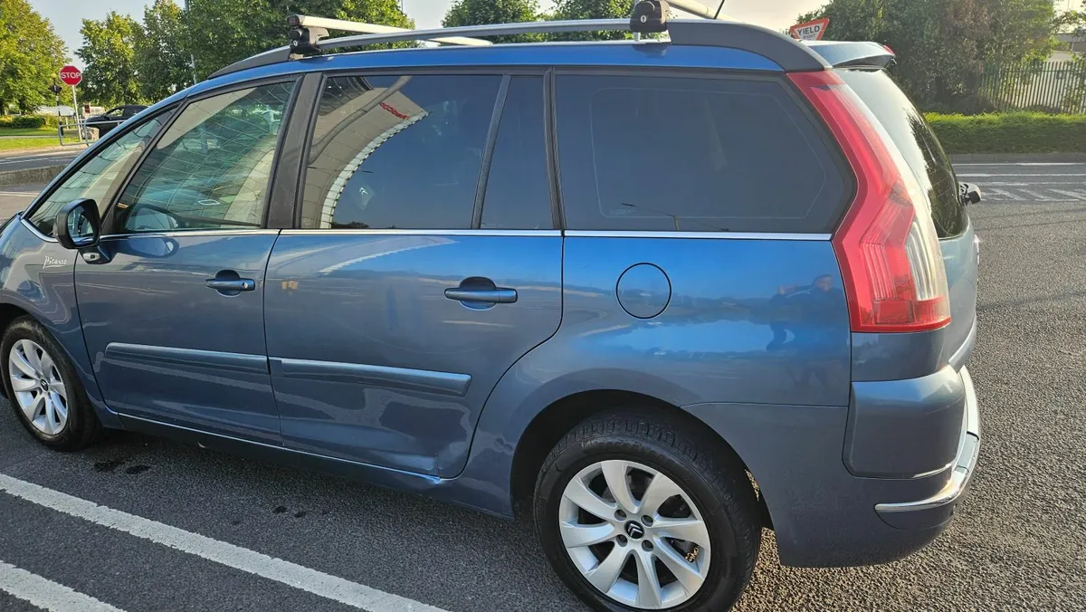 Citroen C4 Picasso 2011 - Image 2