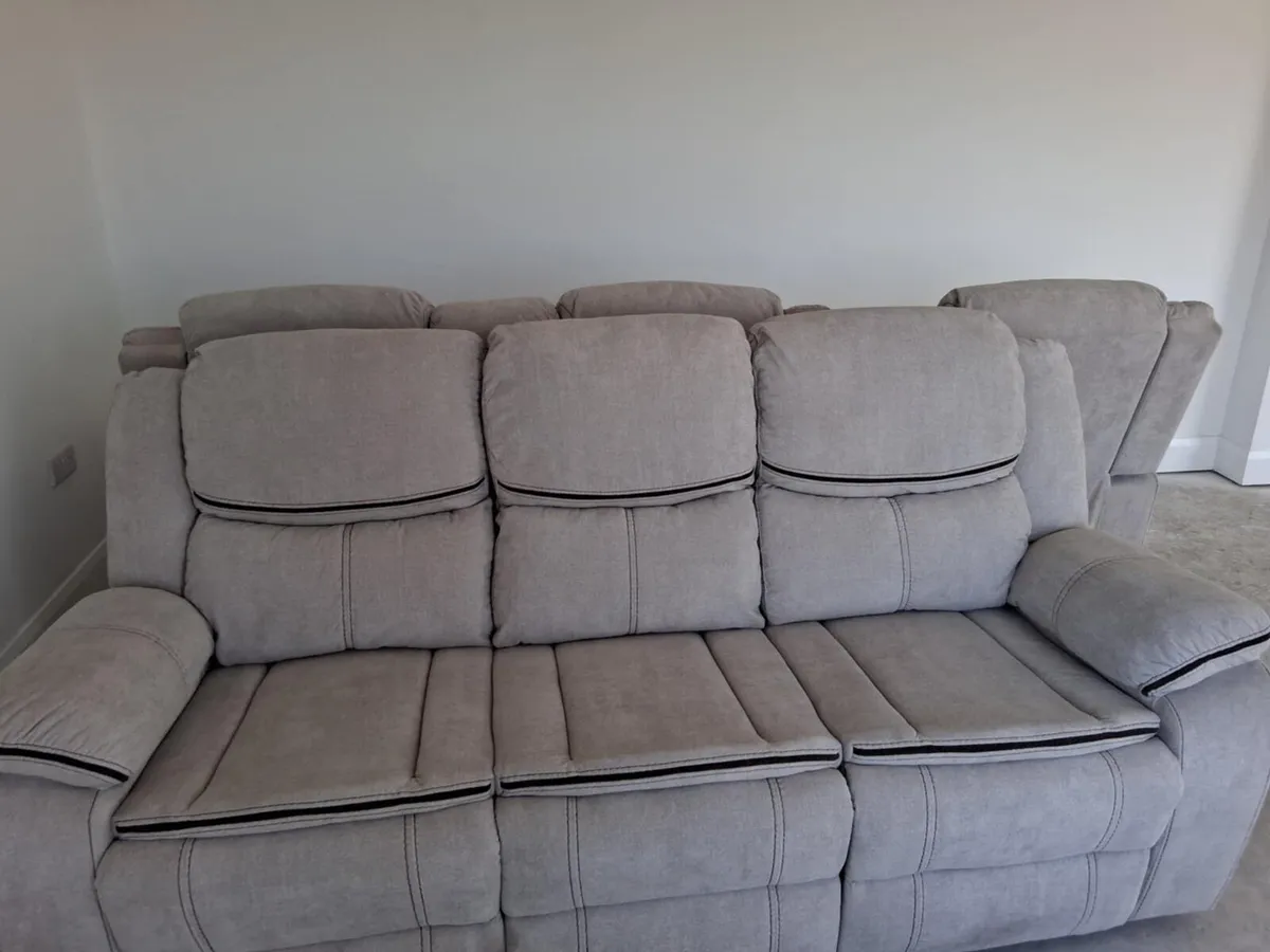 Sofa suite couch 3 2 1 - Image 1