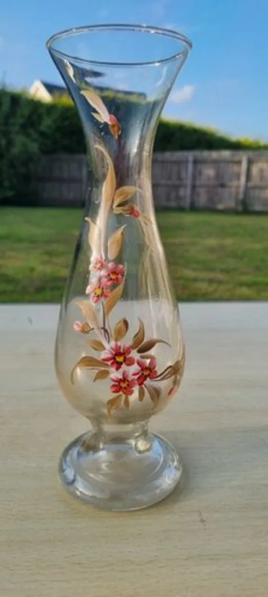 Hand-painted glass vase - Image 1
