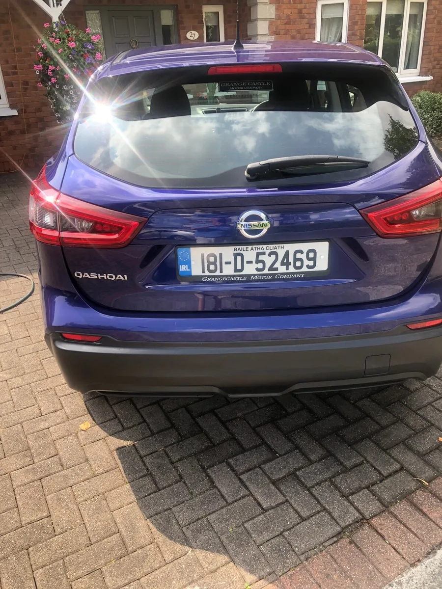 Qashqai diesel only 55 miles / excellent condition - Image 2