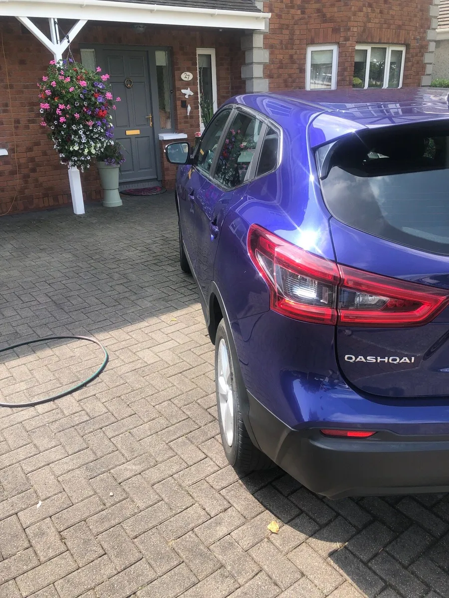 Qashqai diesel only 55 miles / excellent condition - Image 3