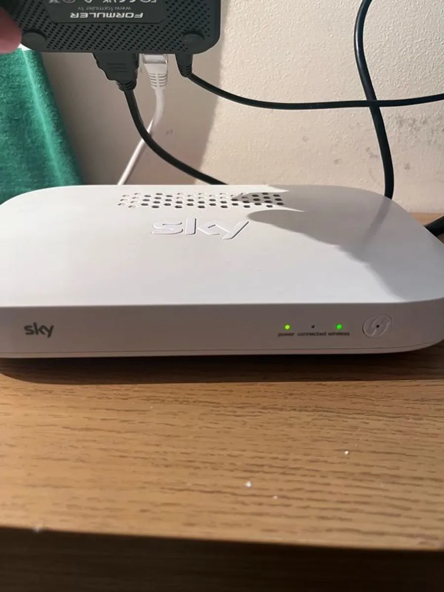 sky WiFi booster x 2 - Image 1