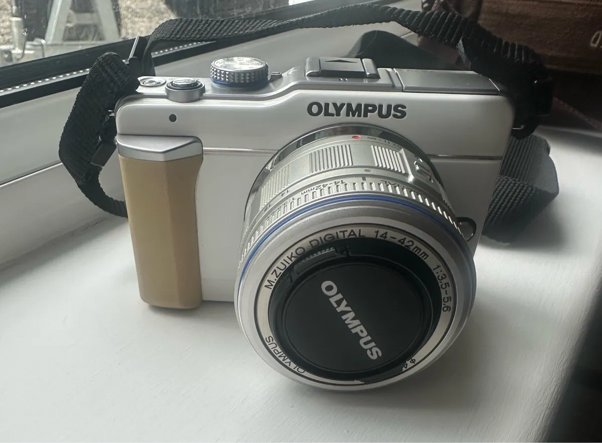 Olympus Pen E - PL 1 - Image 1