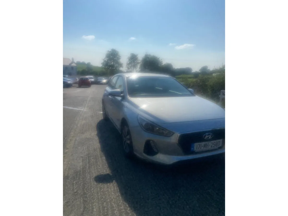 Hyundai i30 I 30 DELUXE 5DR - Image 3