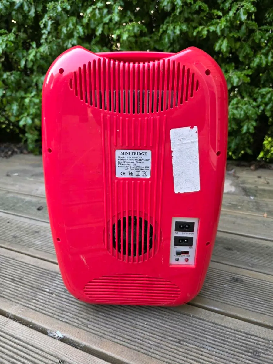 Mini fridge - Image 4