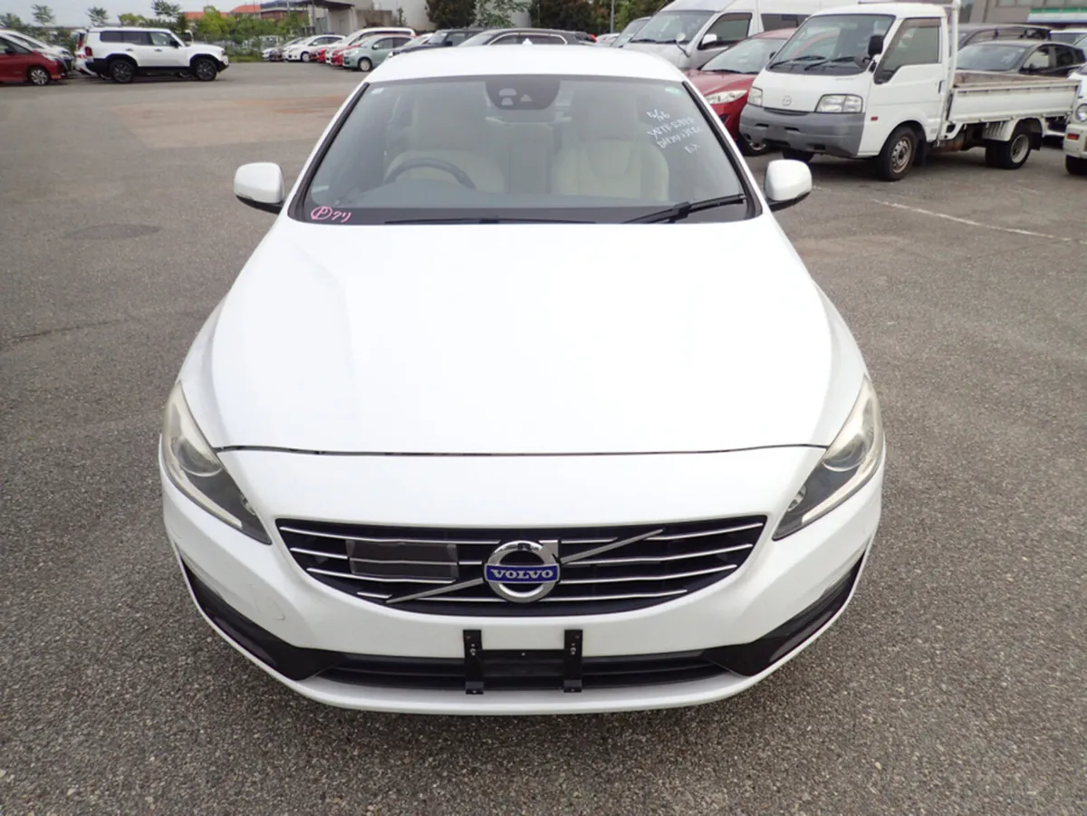 Volvo S60 2.0 D4 SE LUXURY PLUS DIESEL AUTOMATIC / - Image 2