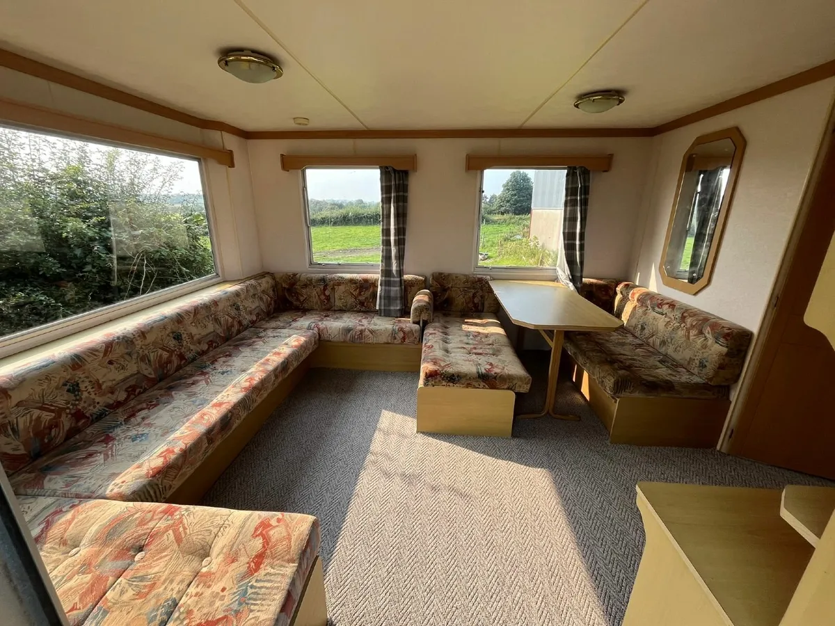 35x12  - 3 Bed (sleeps 8), 2 Toilet, Clean & Ready - Image 1