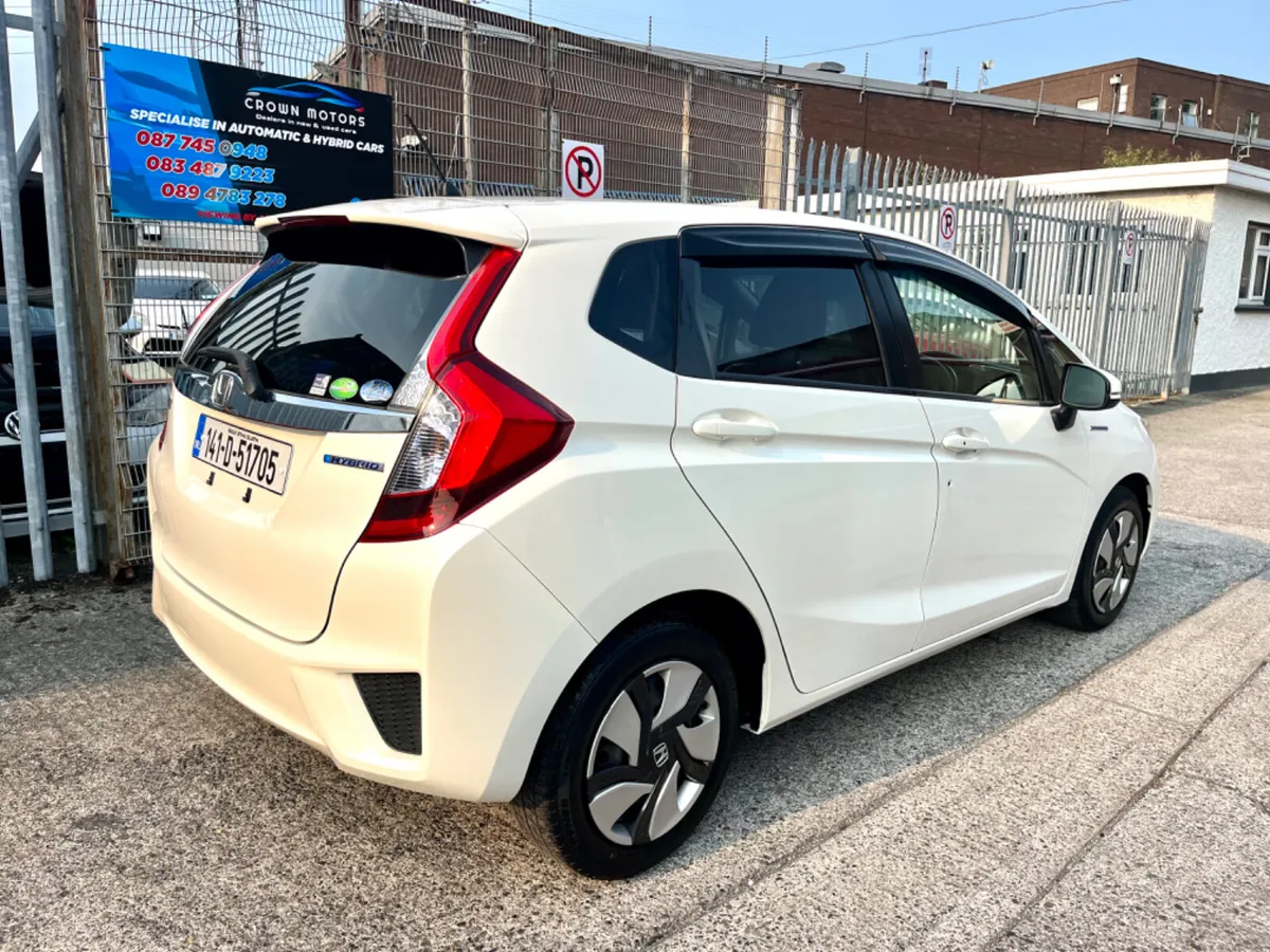 Honda Fit 2014 hybrid - Image 3