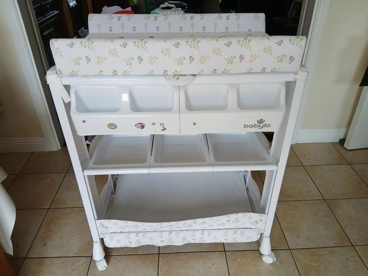 Babylo Baby Changing Table