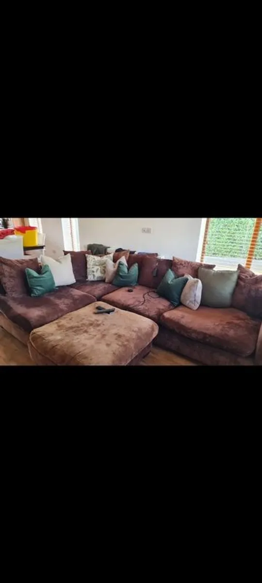 Couch - Image 1