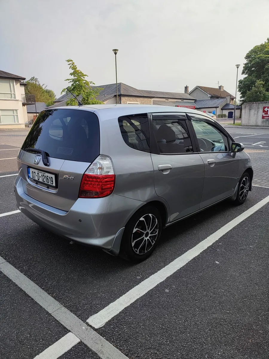 2007 Honda Fit Automatic. New NCT! - Image 2