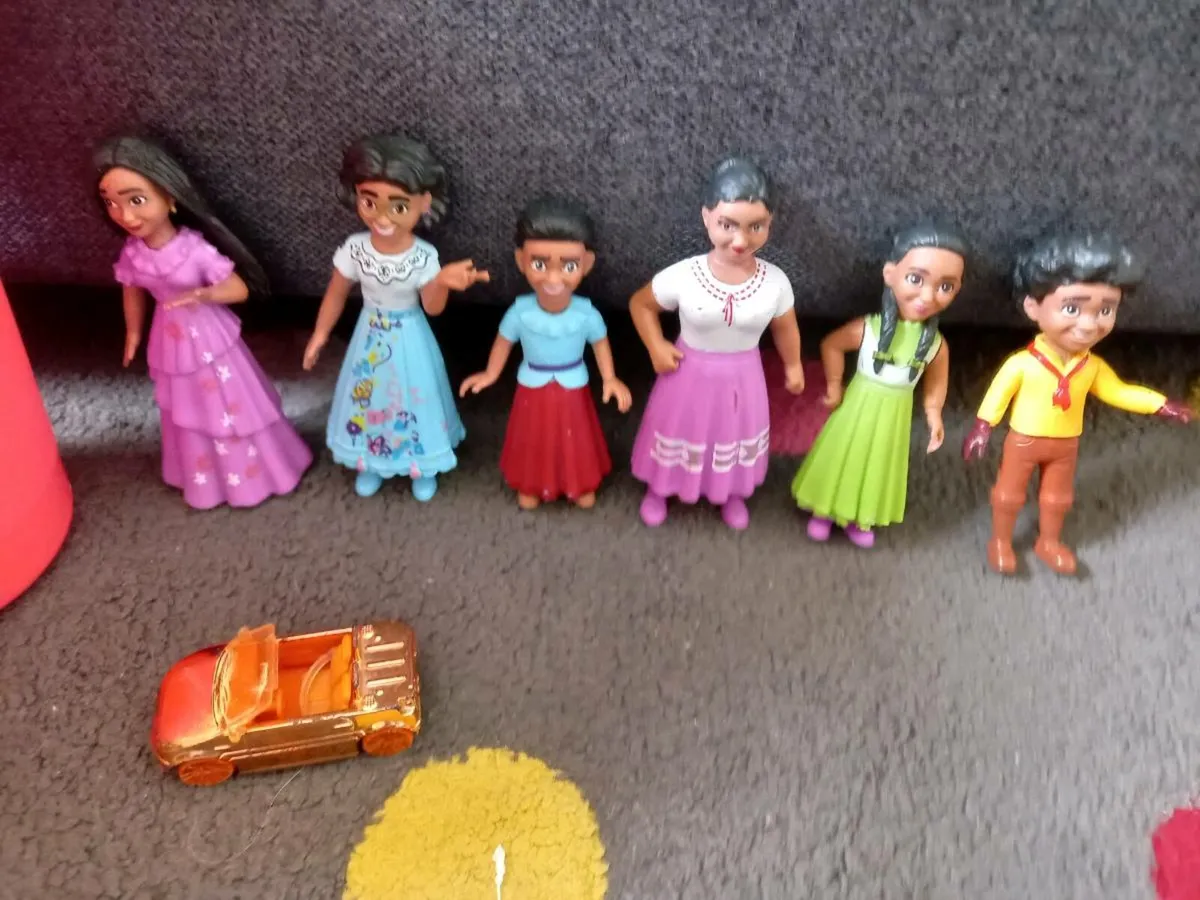 Set of Toys Dolls and Roller Skates - Image 4