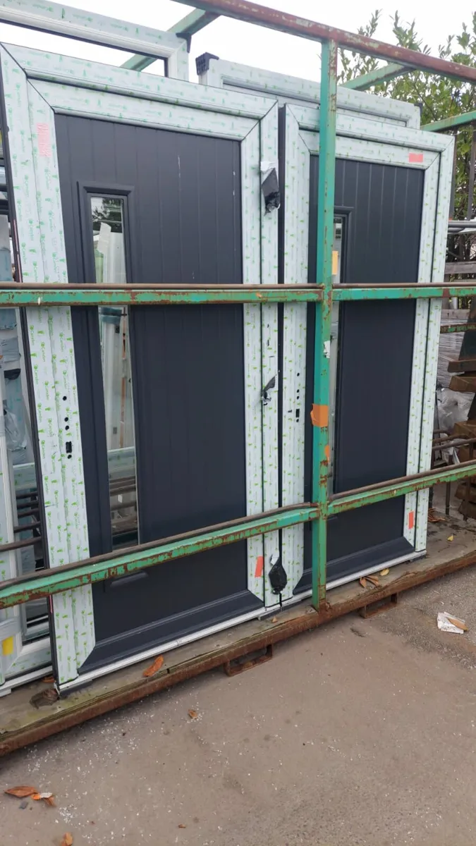 Toms pvc doors D22PP30 - Image 1