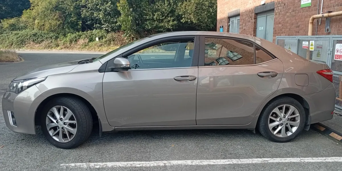 Toyota Corolla 2014 - Image 4