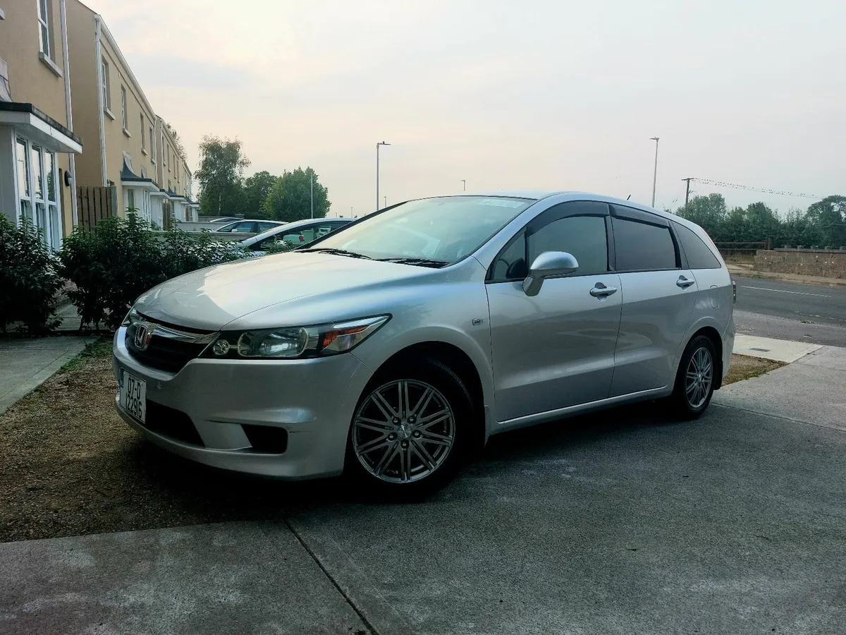 Honda Stream/automatic/7 seats/NCT-11/25 - Image 2