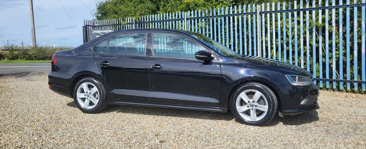 AUTOMATIC Volkswagen Jetta 2016 DSL - Image 1