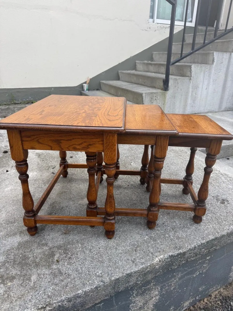 Set of tables - Image 2