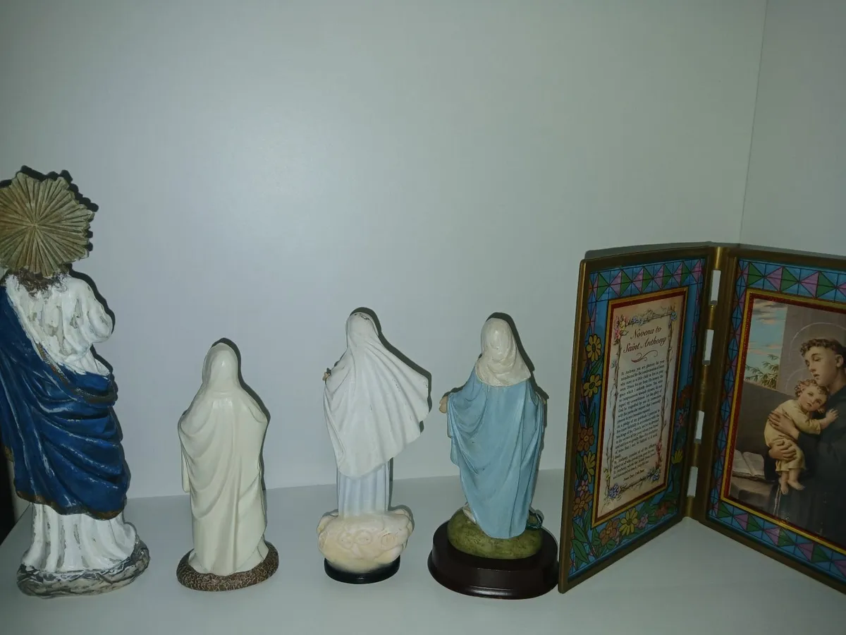 Religious statues - Image 2