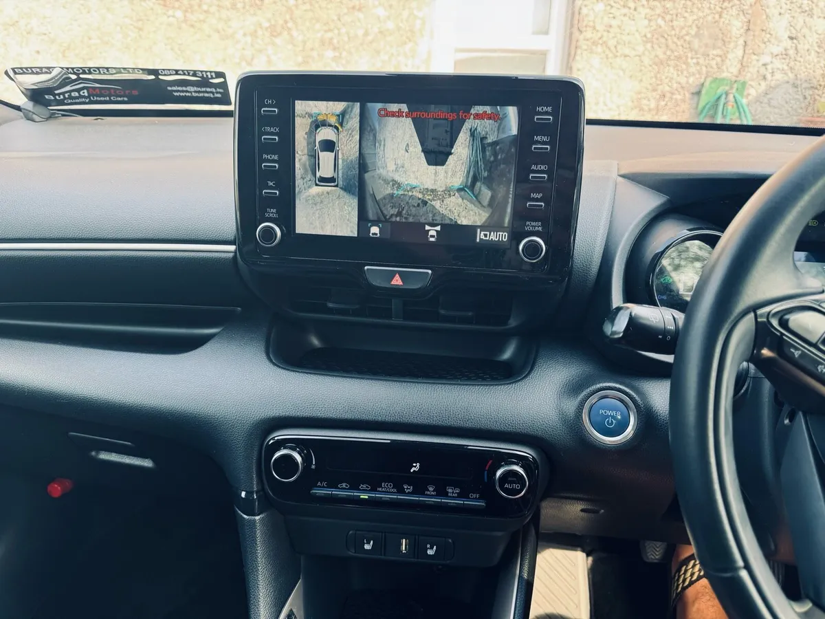 Toyota Yaris , 2020 1.5 Hybrid Top Specs - Image 3
