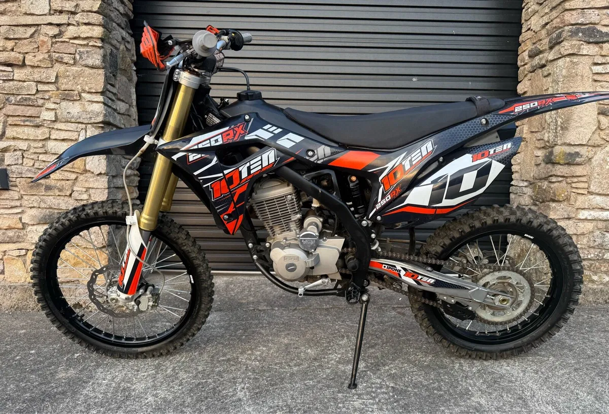 10TEN Dirt bike - Image 2