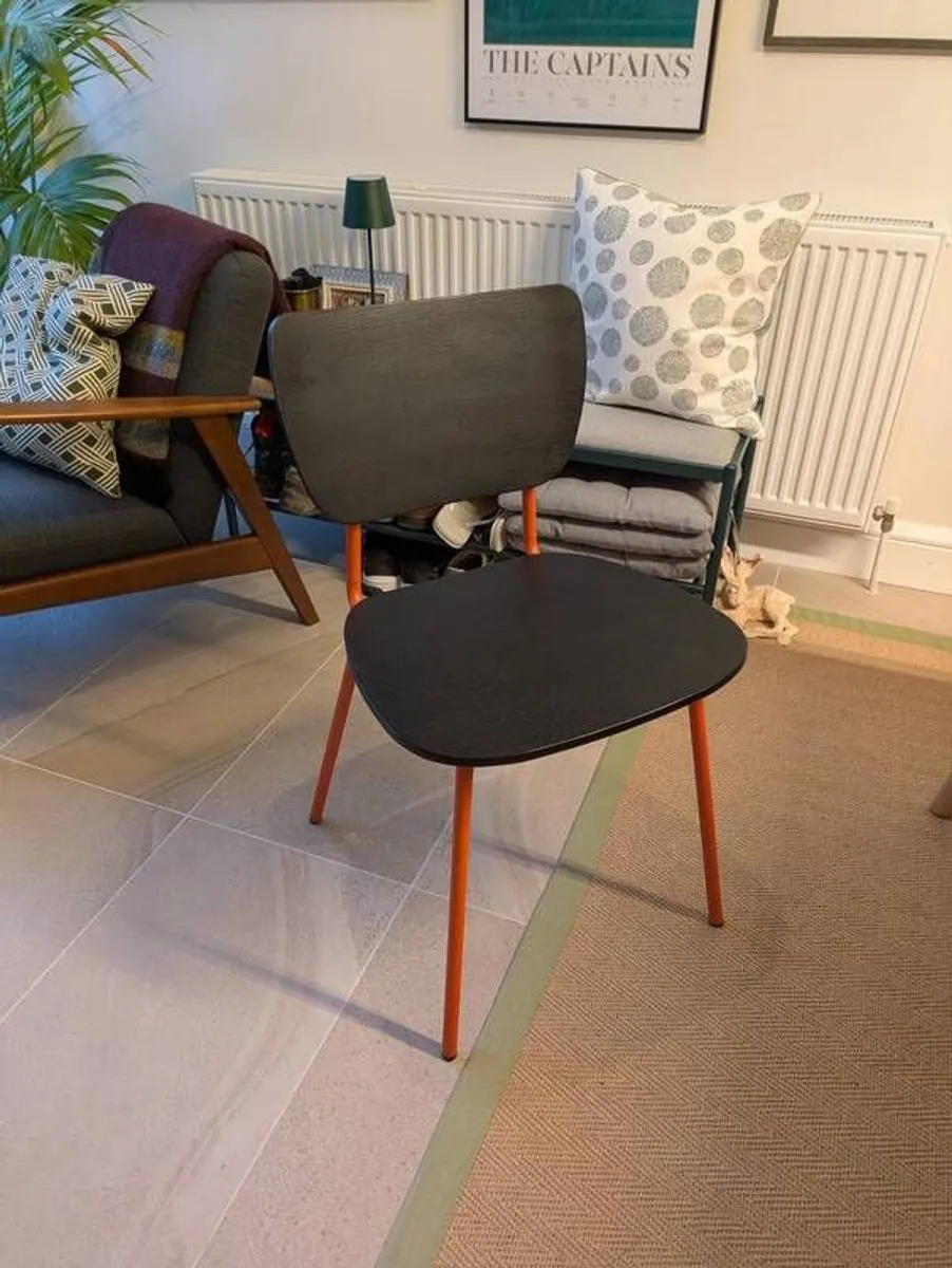 Pair of 'school room' chairs - Image 2