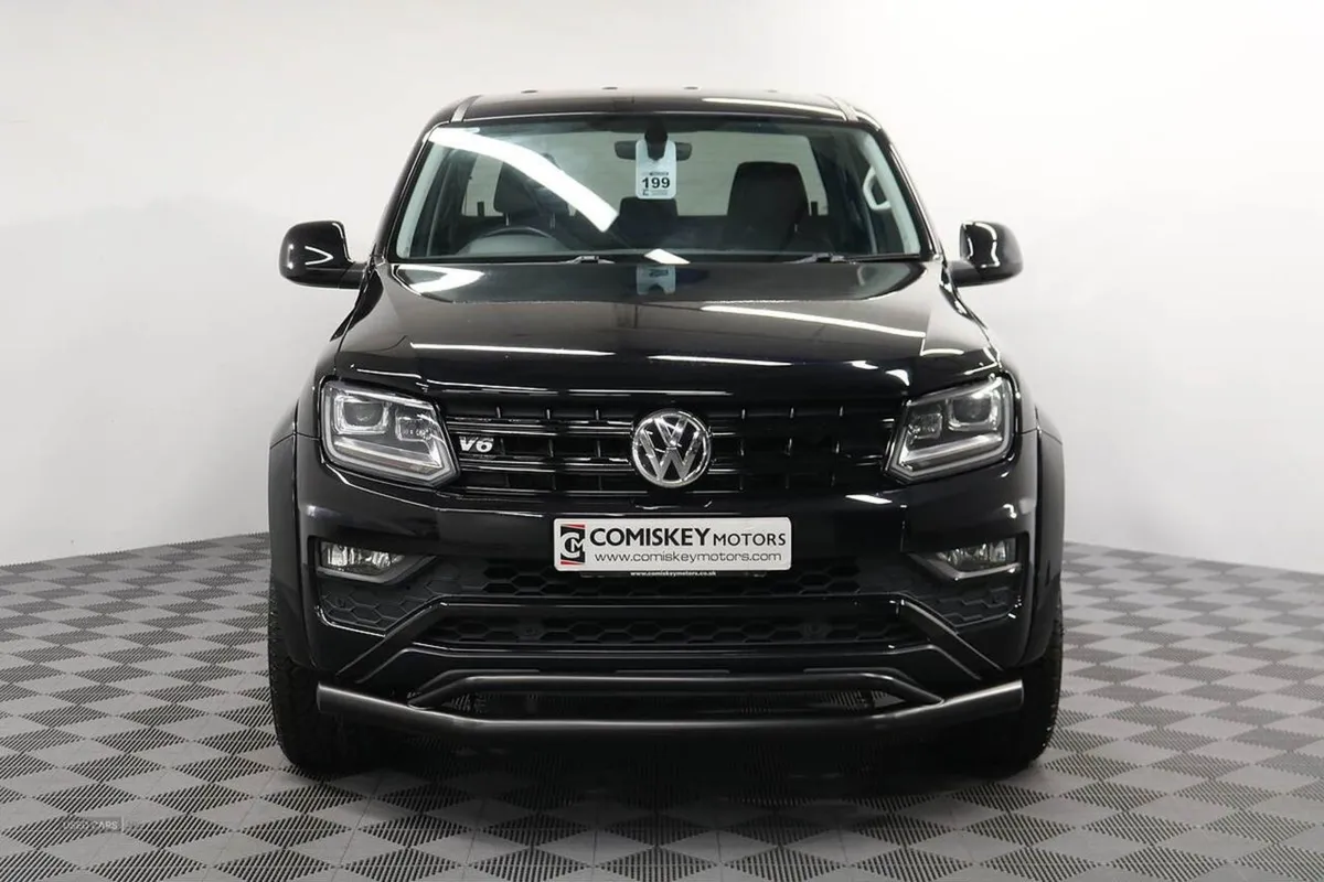 Volkswagen Amarok TDI V6 Highline - Image 2