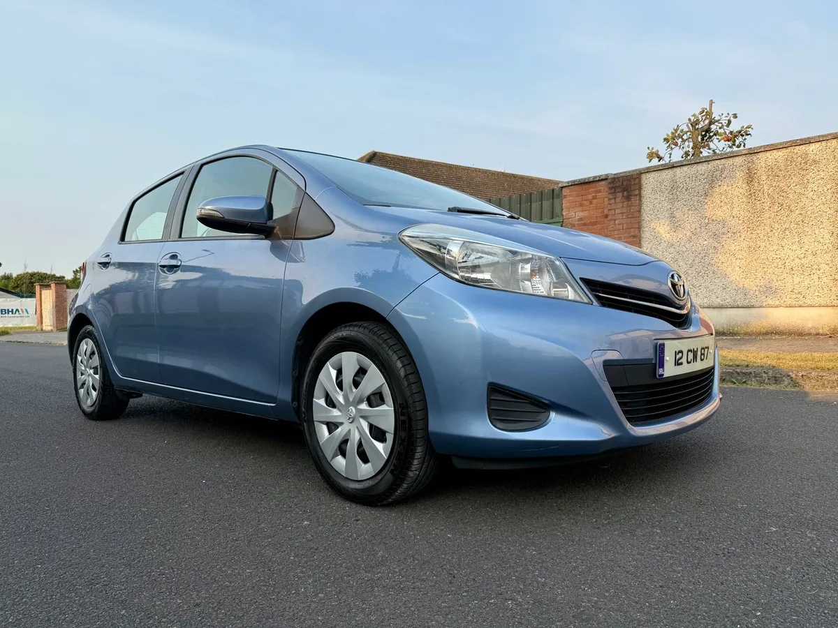 Toyota Yaris 1.0 Luna (MINT) - Image 1