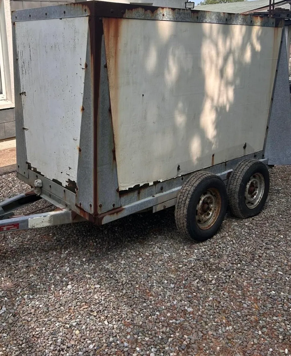 Indespension’s Box Trailer - Image 1