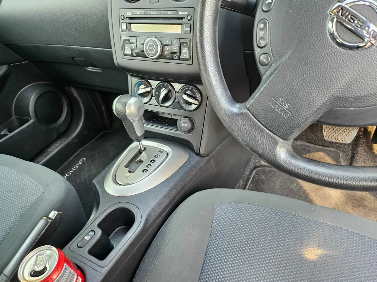 Nissan Qashqai 2 ltre petrol automatic  85 km - Image 4
