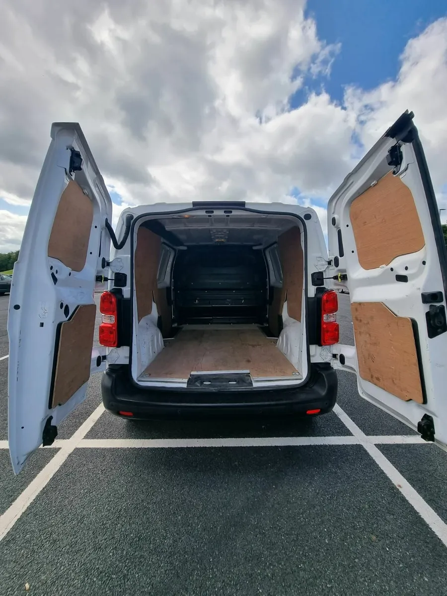 Peugeot Expert  Nov 2020 - Image 4