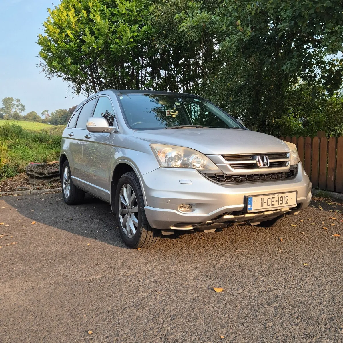 Honda CR-V EX Tax 11/25 - Image 1