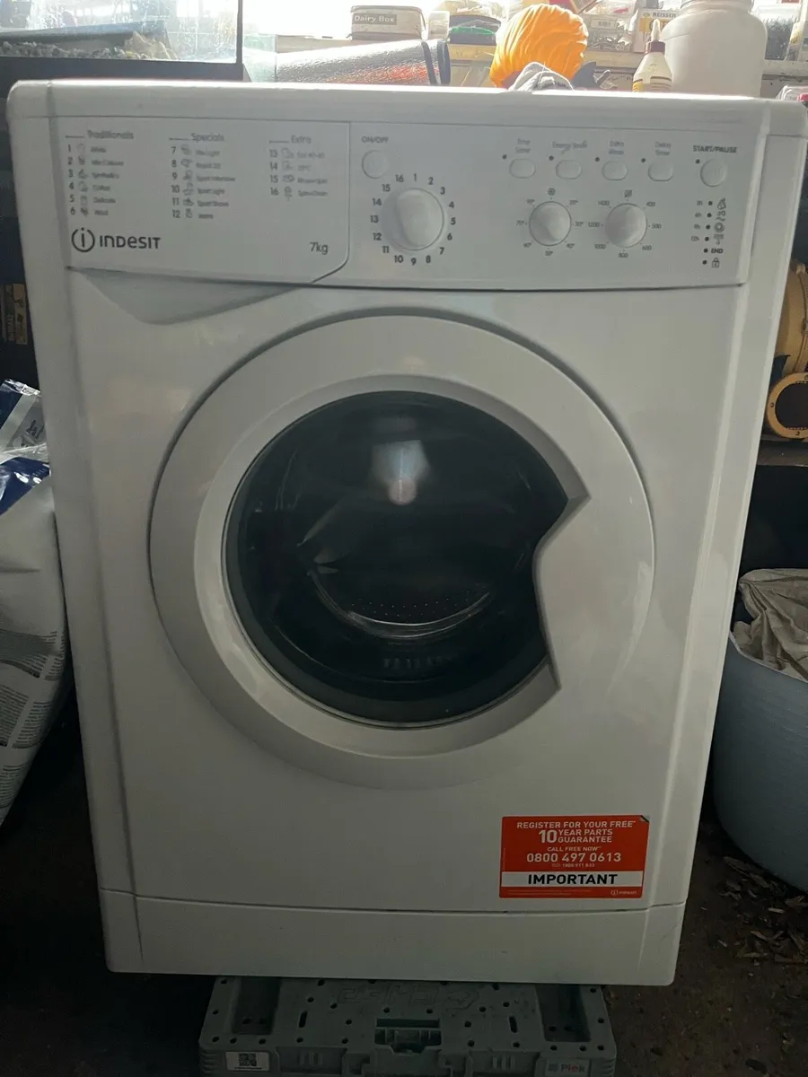 Indesit washing machine - Image 1